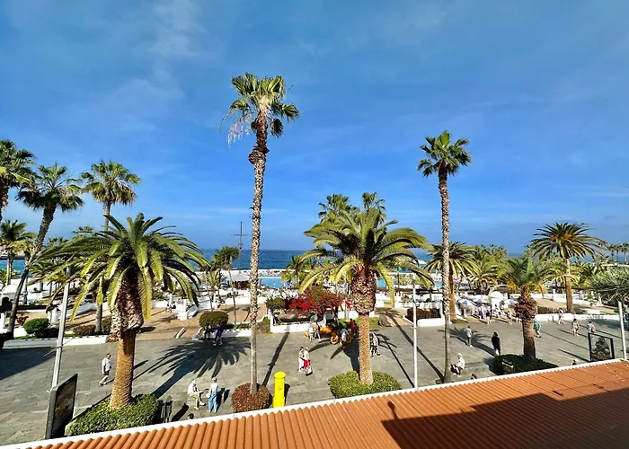 Oasis Club Attic Puerto de la Cruz (Tenerife)